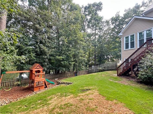 501 Bay Stand Lane, Loganville, GA 30052