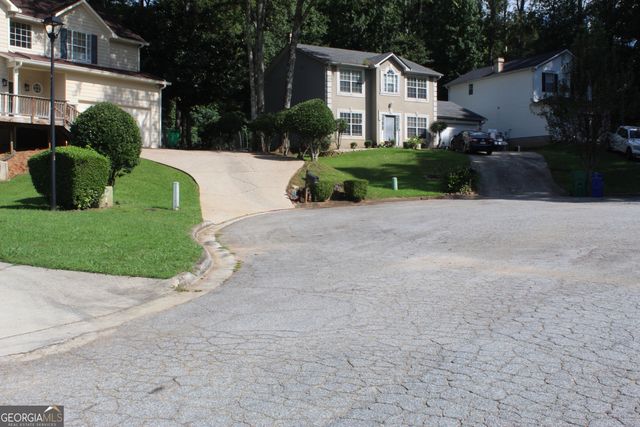 829 Carlingford Place, Lithonia, GA 30058