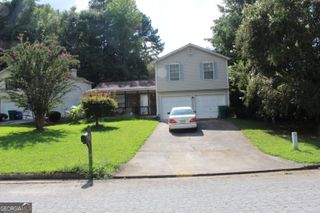 829 Carlingford Place Place, Lithonia, GA 30058