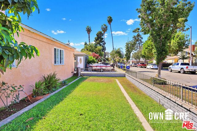 3220 Tecumseh Avenue, South Gate, CA 90280