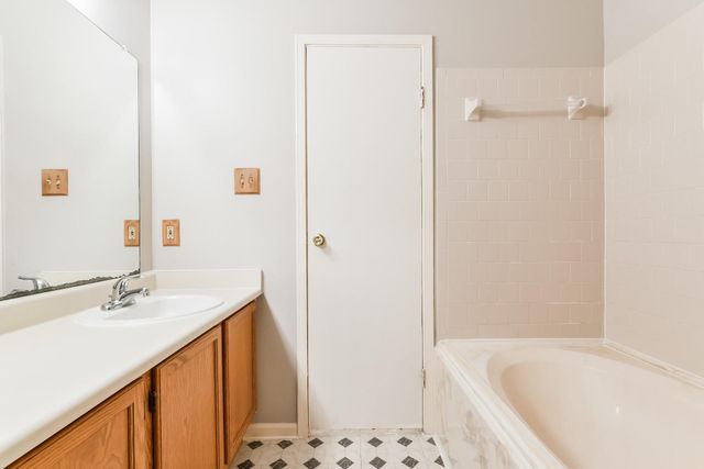 38 Camberwell Court, Spring, TX 77380