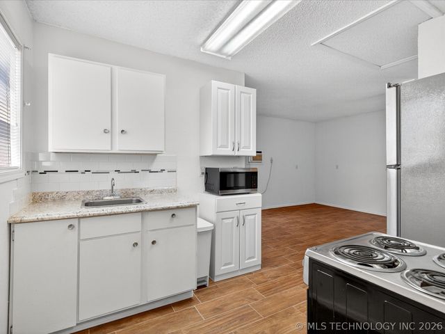 13699 N 3980, Dewey, OK 74029