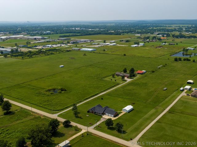 13699 N 3980, Dewey, OK 74029