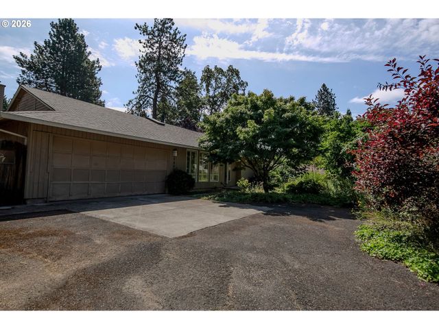 9894 Sw KIMBERLY Dr, Tigard, OR 97224