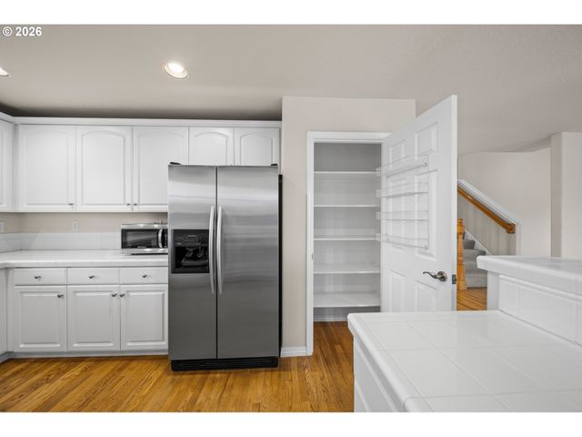 1579 S PEPPERWOOD St, Canby, OR 97013