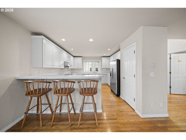 1579 S PEPPERWOOD St, Canby, OR 97013