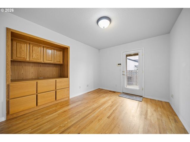 1579 S PEPPERWOOD St, Canby, OR 97013