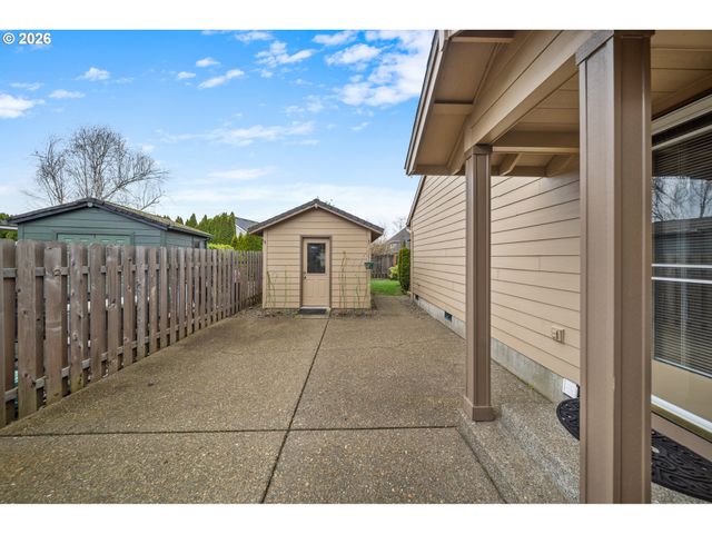 1579 S PEPPERWOOD St, Canby, OR 97013