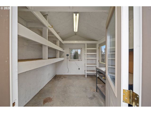 1579 S PEPPERWOOD St, Canby, OR 97013