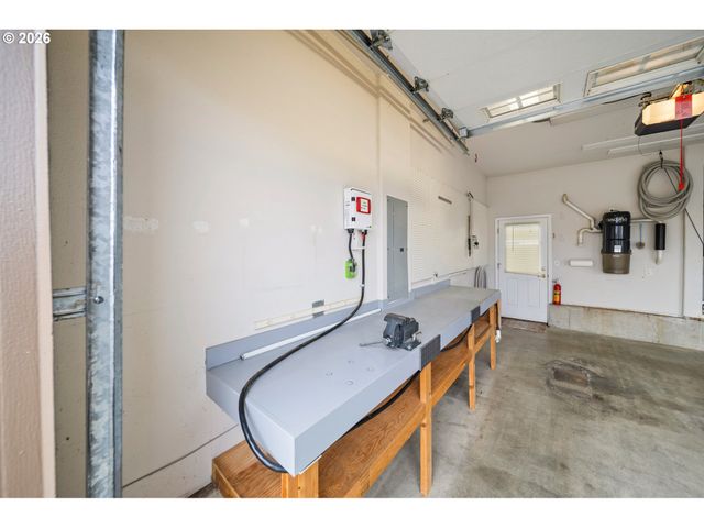 1579 S PEPPERWOOD St, Canby, OR 97013