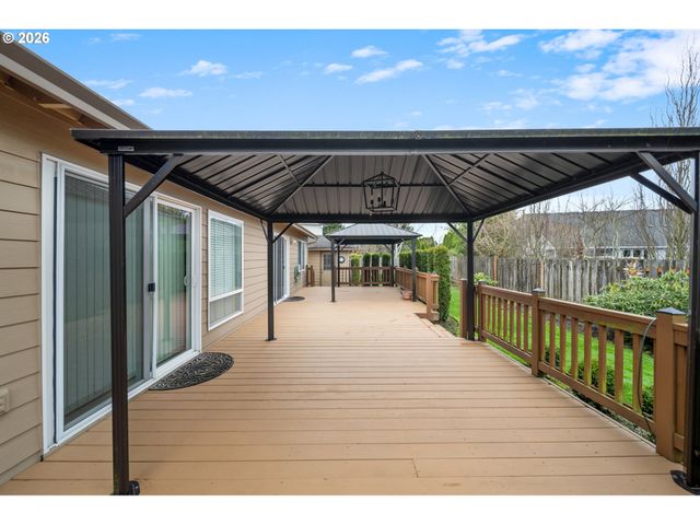 1579 S PEPPERWOOD St, Canby, OR 97013