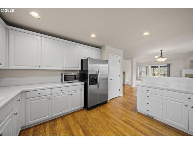 1579 S PEPPERWOOD St, Canby, OR 97013