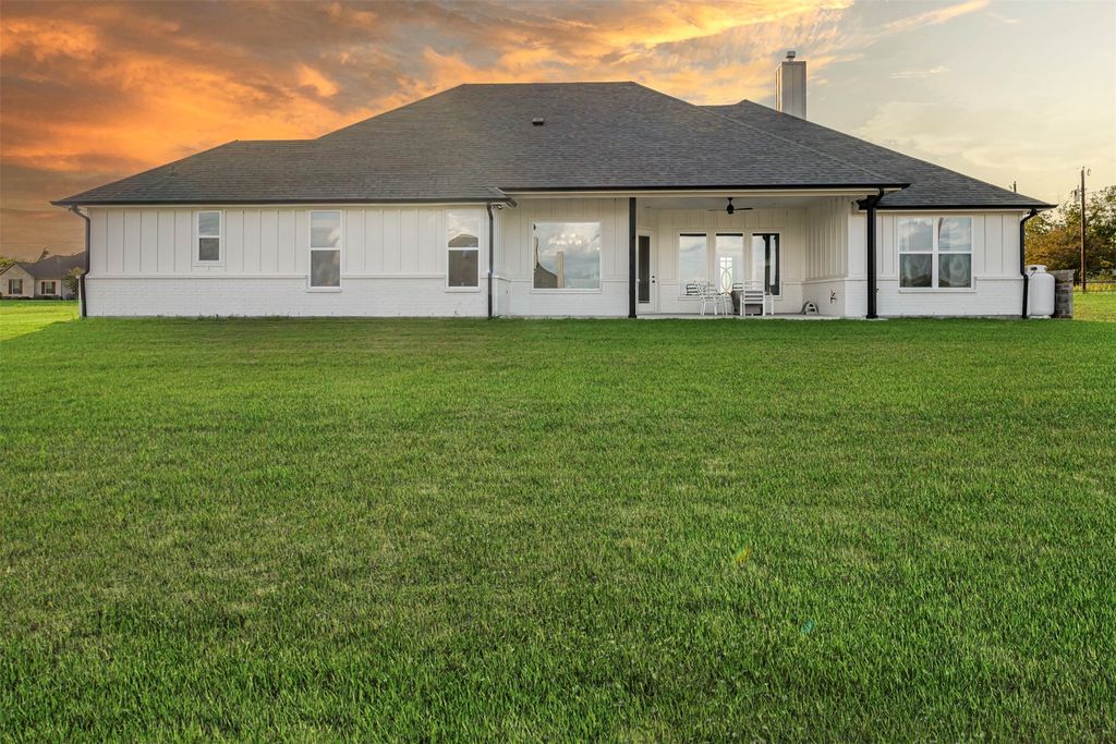 8524 Bronco Drive, Godley, TX 76044 — photo 3
