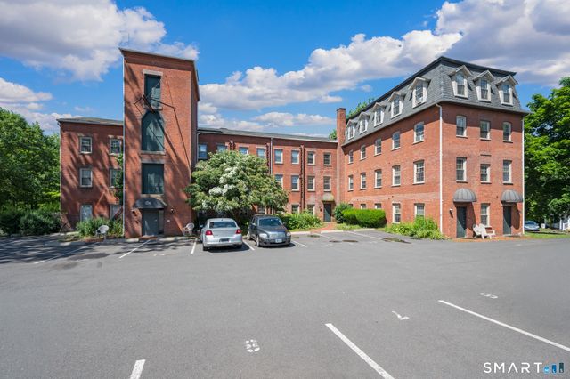 1 Russell Street 22, Middletown, CT 06457
