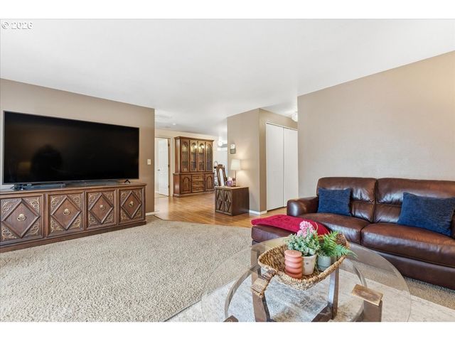 507 N PINE Ave, Yacolt, WA 98675