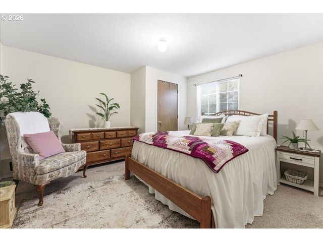 507 N PINE Ave, Yacolt, WA 98675