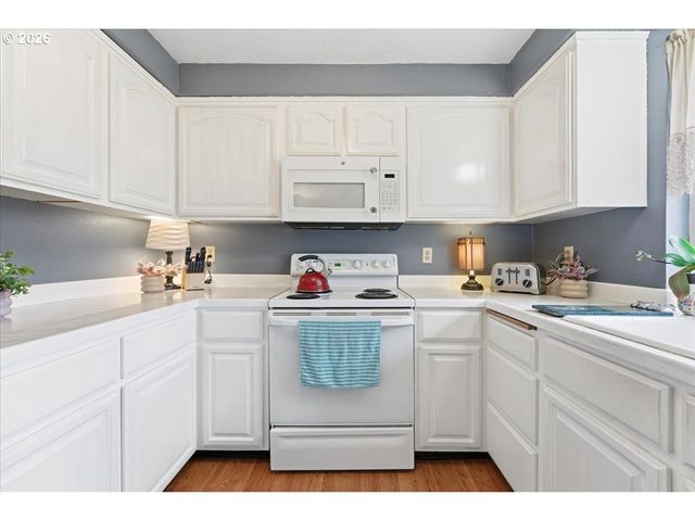 507 N PINE Ave, Yacolt, WA 98675