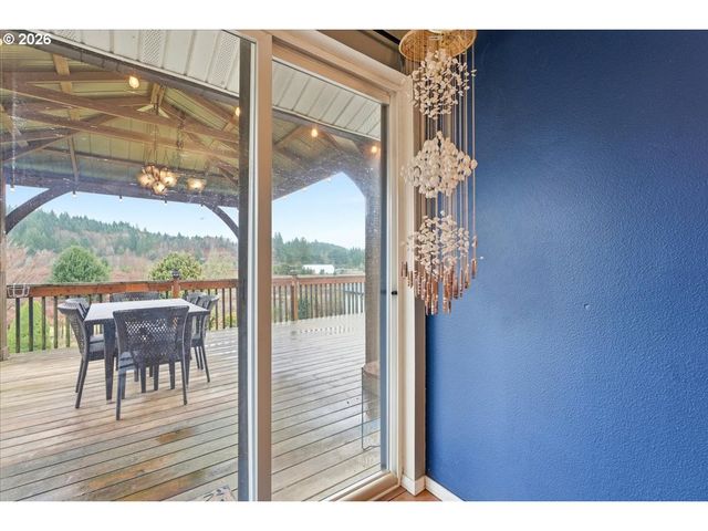 507 N PINE Ave, Yacolt, WA 98675