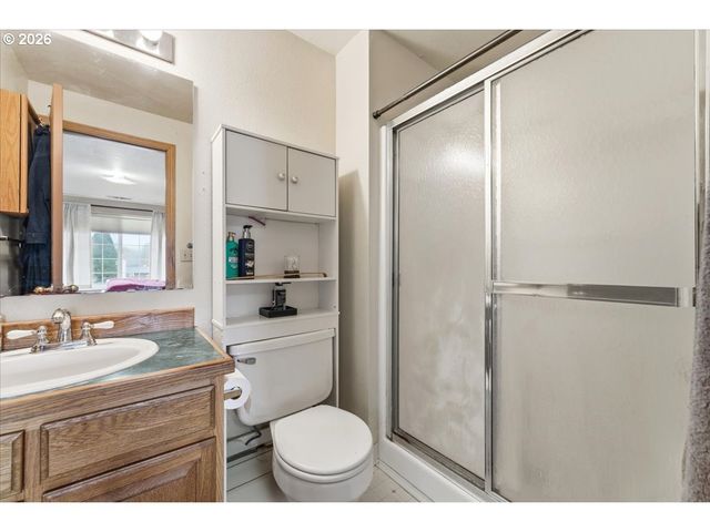 507 N PINE Ave, Yacolt, WA 98675