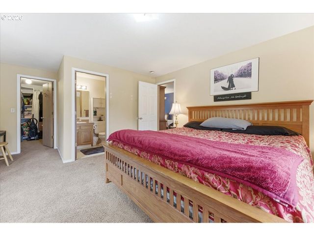 507 N PINE Ave, Yacolt, WA 98675