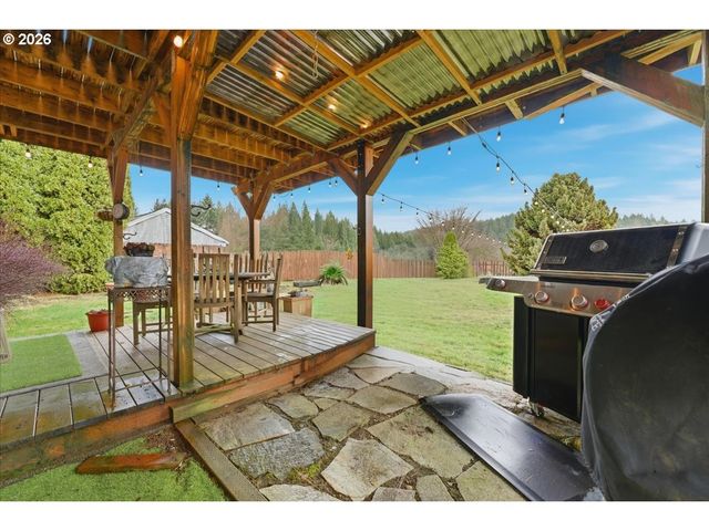 507 N PINE Ave, Yacolt, WA 98675