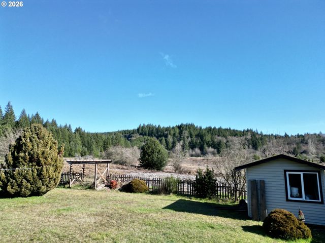 507 N PINE Ave, Yacolt, WA 98675