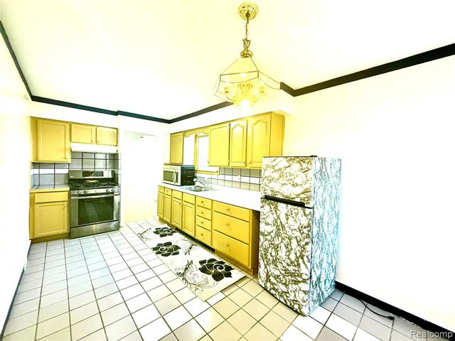19643 Caldwell Street, Detroit, MI 48234