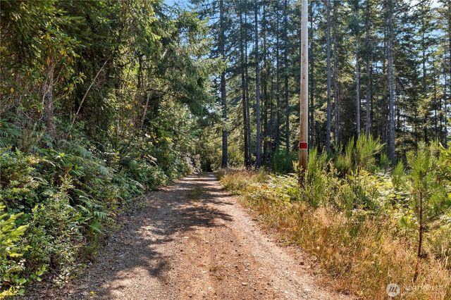 261 NE Circle Drive, Tahuya, WA 98588