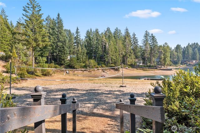 261 NE Circle Drive, Tahuya, WA 98588