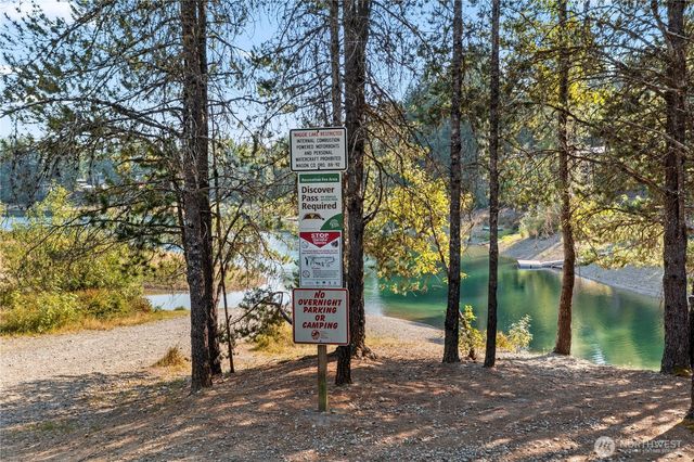 261 NE Circle Drive, Tahuya, WA 98588