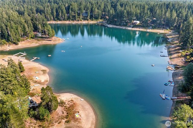 261 NE Circle Drive, Tahuya, WA 98588