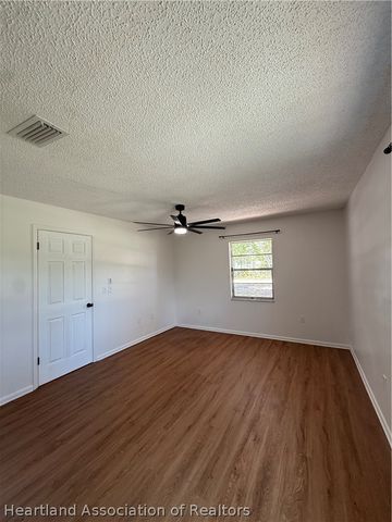 6304 Expedition Avenue, Sebring, FL 33875