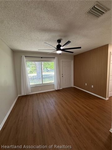 6304 Expedition Avenue, Sebring, FL 33875