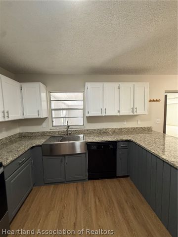 6304 Expedition Avenue, Sebring, FL 33875