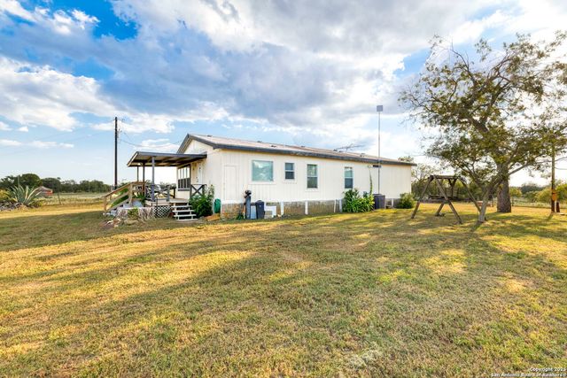 14858 Fm 1322, Luling, TX 78648