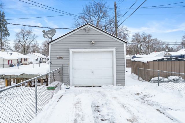 1332 W Highland Boulevard, Battle Creek, MI 49015