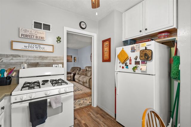 1332 W Highland Boulevard, Battle Creek, MI 49015