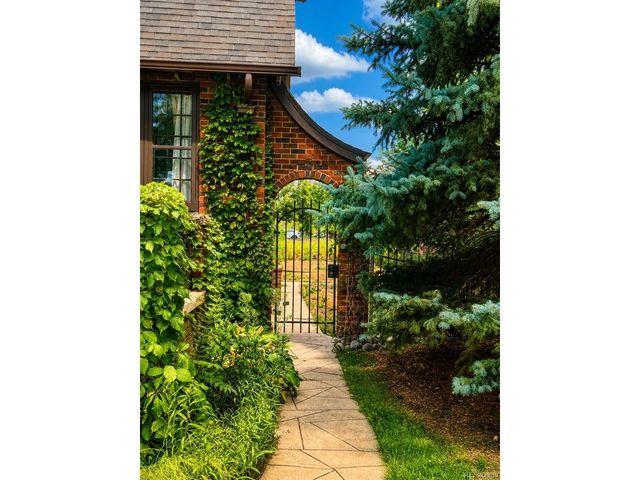 3356 W 46th Ave, Denver, CO 80211
