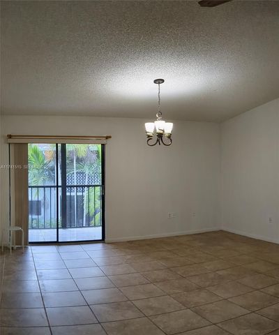 917 NE 199th Street 206, Miami, FL 33179