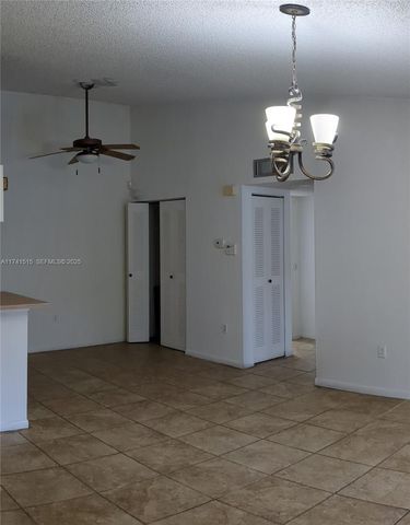 917 NE 199th Street 206, Miami, FL 33179