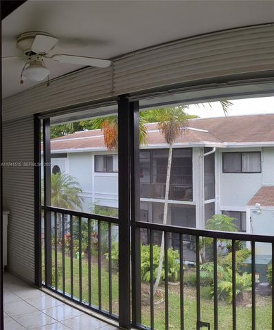 917 NE 199th Street 206, Miami, FL 33179