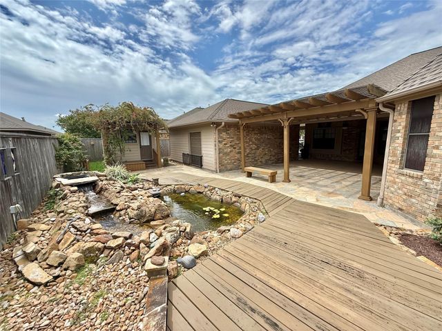 2222 W Lonesome Dove Drive, Deer Park, TX 77536
