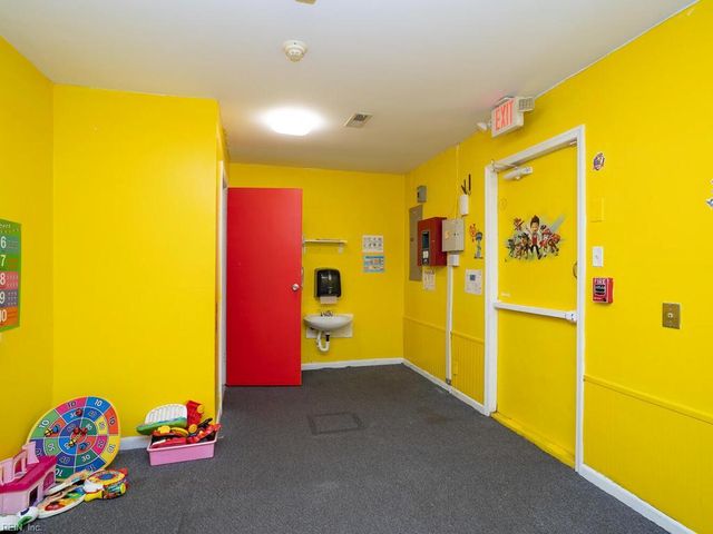3794 Virginia Beach BLVD, Virginia Beach, VA 23452