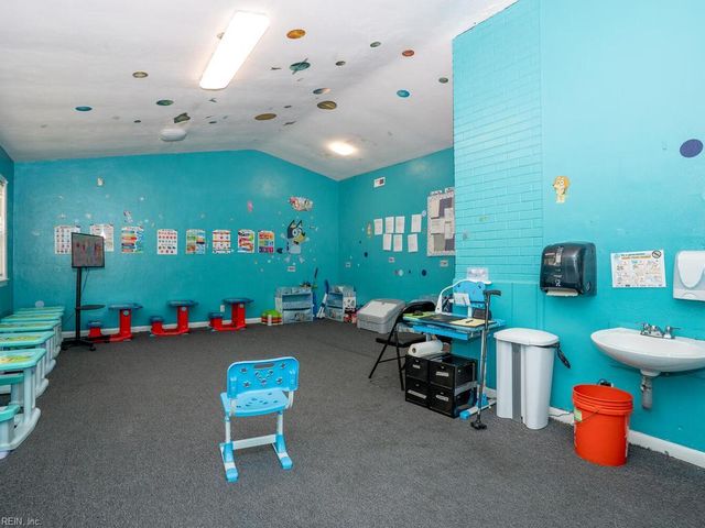 3794 Virginia Beach BLVD, Virginia Beach, VA 23452