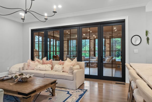 825 Salisbury Way, Clarksville, TN 37043