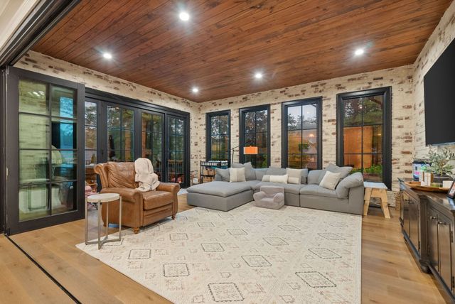 825 Salisbury Way, Clarksville, TN 37043