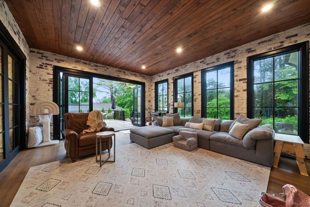 825 Salisbury Way, Clarksville, TN 37043