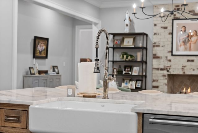 825 Salisbury Way, Clarksville, TN 37043