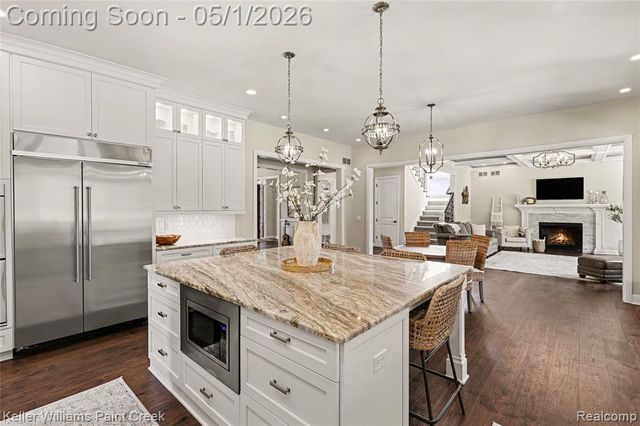 8135 Pine Knob Meadows Drive, Clarkston, MI 48348
