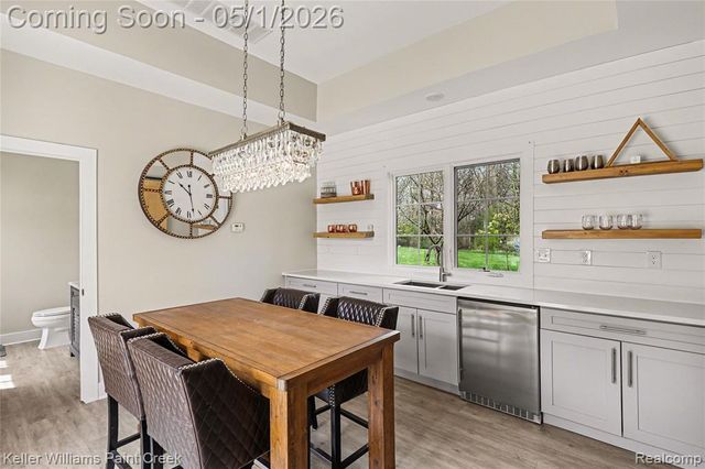 8135 Pine Knob Meadows Drive, Clarkston, MI 48348
